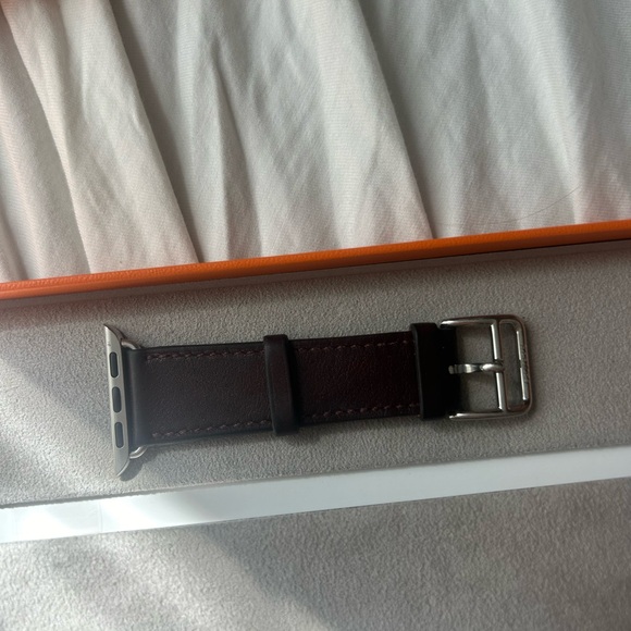 Apple watch X Hermés. 38 MM. Leather and has signs of usage! Send offers - Picture 4 of 7